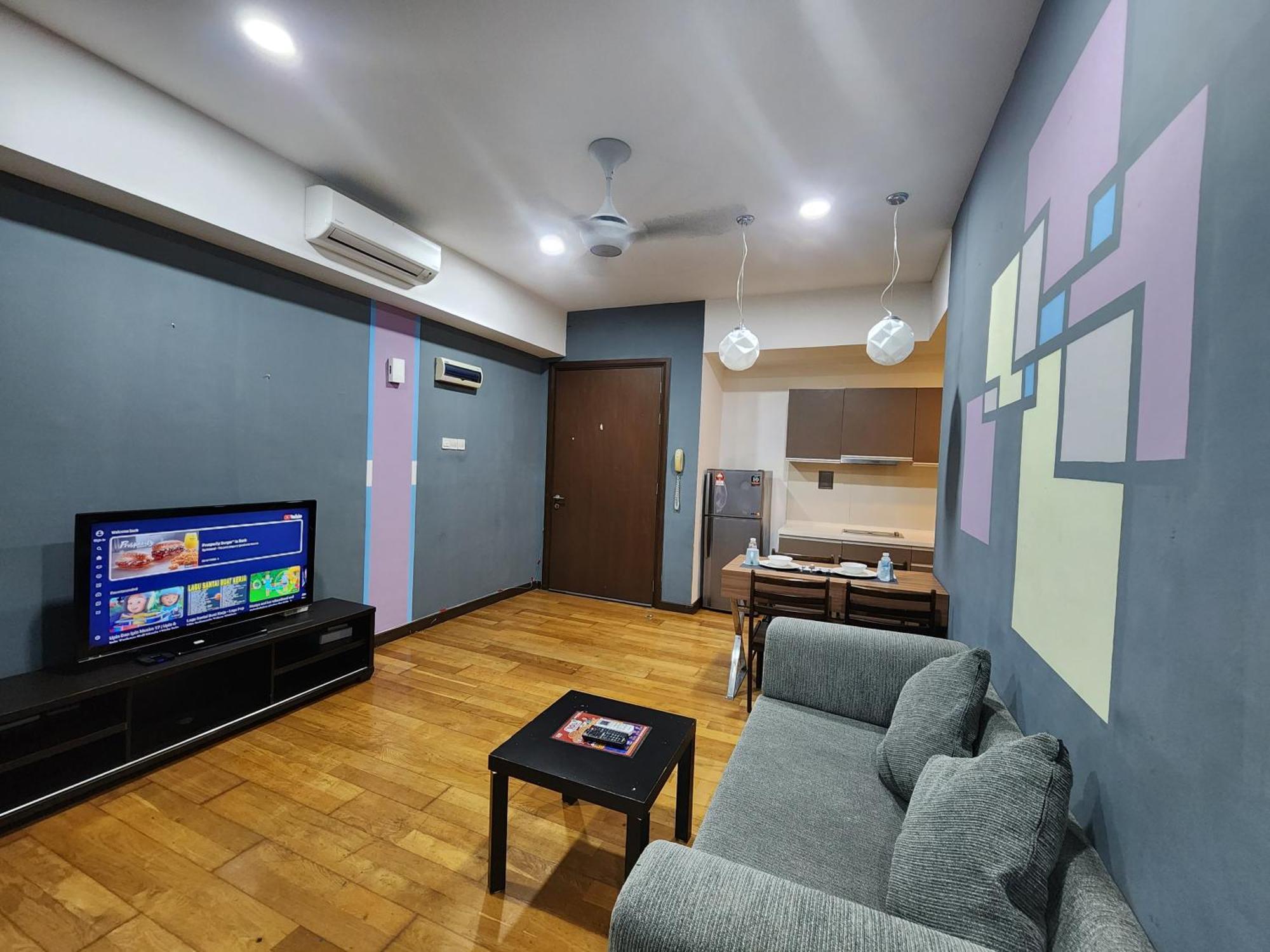 Regalia Comfort Suites Klcc Skypool — Photos 3